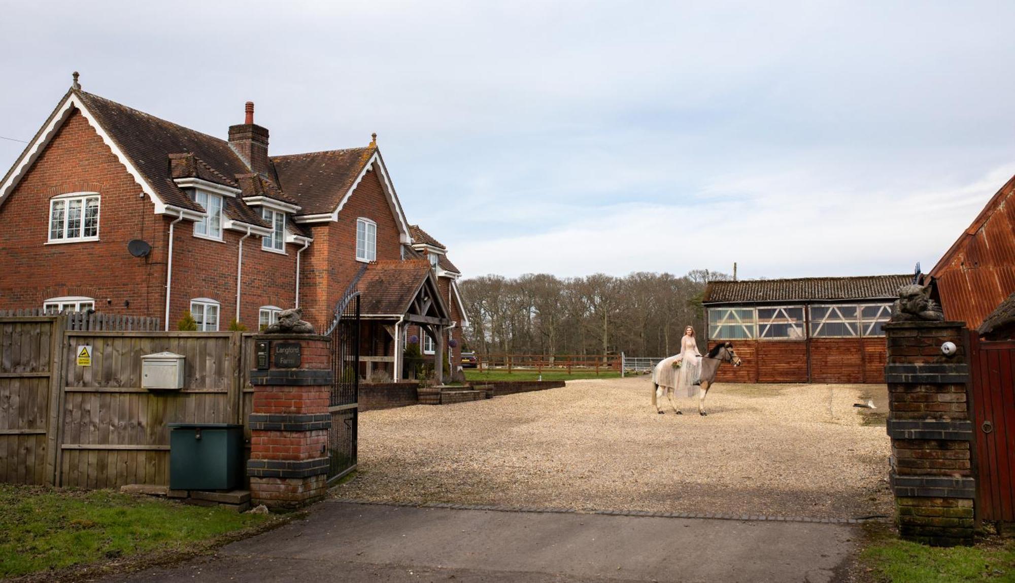 Langford Farmhouse - New Forest National Park Luxury 4Bd, Hot Tub, Cinema, 10 Acres Bartley Екстериор снимка